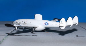 Lockheed Constellation. EC-121.Modely letadel. Dragon.Modely dopravních letadel. Modely vojenské techniky. Modely tanků . Sběratelské modely . Modely vrtulníků . Hotové modely . Sběratelské modely letadel. Sběratelské modely vojenské techniky a tanků. Kovové modely. Diecast models aircraft , helicopters , military vehicles , tanks .