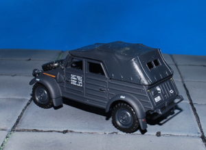 VW Kubelwagen Type 82.Kfz.1.Modely vojenské techniky.Cararama 4-90740.Modely tanků. Sběratelské modely. Modely vrtulníků. Hotové modely. Sběratelské modely letadel. Sběratelské modely vojenské techniky a tanků. Kovové modely. Diecast models aircraft , helicopters , military vehicles , tanks .