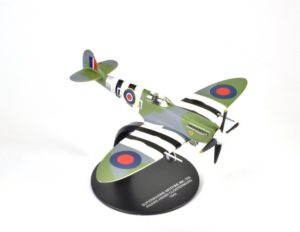 SpitfireMk.IX.Supermarine Spitfire.Modely letadel.Atlas.Modely tanků.Modely vojenské techniky. Hotové modely. Sběratelské modely. Kovové modely .Diecast aircraft models , military vehicles.