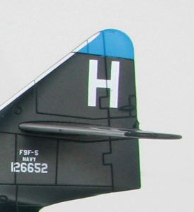 F9F.Grumman F9F Panther.Modely letadel. Hobby master.Modely vojenské techniky. Modely tanků. Sběratelské modely. Modely vrtulníků. Hotové modely. Sběratelské modely letadel. Sběratelské modely vojenské techniky a tanků. Kovové modely. Diecast models aircraft , helicopters , military vehicles , tanks .