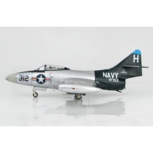 F9F.Grumman F9F Panther.Modely letadel. Hobby master.Modely vojenské techniky. Modely tanků. Sběratelské modely. Modely vrtulníků. Hotové modely. Sběratelské modely letadel. Sběratelské modely vojenské techniky a tanků. Kovové modely. Diecast models aircraft , helicopters , military vehicles , tanks .