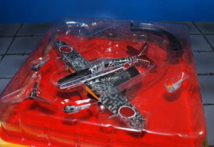 Kawasaki Ki-61 Hien.Army Type 3 Fighter.Tony.Modely letadel.Diecast models aircraft.Altaya MAG CC19.Modely dopravních letadel. Diecast models airplanes.airliner. Modely vrtulníků. Diecast models helicopters. Modely aut. Diecast models cars. Modely vojenské techniky. Diecast models military vehicles, Modely tanků. Diecast models tanks. Modely raket. Diecast models rockets. Sběratelské modely. Hotové modely. Kovové modely.