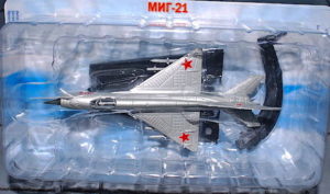 MiG-21.Fishbed.Mikoyan-Gurevich MiG-21 Fishbed.Aircraft.Modely letadel.Diecast models aircraft.Deagostini DAT-LS04.Modely vrtulníků. Diecast models helicopters. Modely aut. Diecast models cars. Modely vojenské techniky. Diecast models military vehicles, Modely tanků. Diecast models tanks. Modely raket. Diecast models rockets. Sběratelské modely. Hotové modely. Kovové modely.