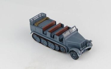 Sd.Kfz.7.Sd.Kfz.medium towing motor vehicle 8t.7 mittlerer Zugkraftwagen 8t.Modely vojenské techniky.Diecast models military vehicles.Hobby Master HG5007. Modely tanků. Diecast models tanks. Modely kanónu. Diecast models cannons.gun. Modely aut. Diecast models cars. Sběratelské modely letadel. Diecast models aircraft,helicopters. Sběratelské modely. Hotové modely. Kovové modely.
