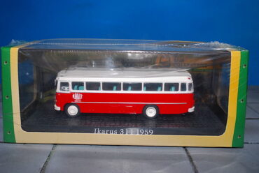 Ikarus 111.Sběratelské modely autobusů.Diecast models buses.Atlas Editions.Modely nákladních aut. Diecast models vehicles.trucks. Modely aut. Diecast models cars. Modely hasíčských,požarních vozidel. Diecast models cars.fire engine. Transport diecast models. Modely vojenské techniky. Diecast models military vehicles. Modely tanků. Diecast models tanks. Sběratelské modely. Hotové modely. Kovové modely.