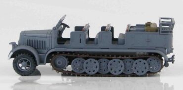 Hobby Master - Sd.Kfz.7 German 8 Ton Half Track , 10th Infantry Division Wehrmacht , 1942 - Image 5