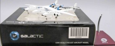 JC Wings VG2002 - VG Scaled Composites 348 White Knight II 'N348MS’ "VMS Eve"- Virgin Galactic SpaceShipTwo (SS2) ‚N339SS‘ Space Shuttle Orbiter Spaceplanes (NEW) Raketoplány Modely raketoplánu Diecast models spaceplane Modely raket modely kosmických lodí Modely letadel Diecast models aircraft Modely dopravních letadel Diecast models airplanes airliner Modely vrtulníků Diecast models helicopters Diecast models cars Modely vojenské techniky Diecast models military vehicles Modely raket Diecast models rockets Sběratelské modely Hotové modely Kovové modely Sběratelské modely letadel Sběratelské modely vojenské techniky tanků Diecast models aircraft helicopters military vehicles tanks