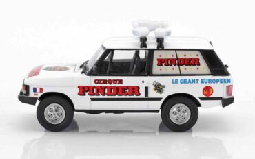 Modely aut Range Rover.Land Rover.Defender.Altaya MAG LK01 - Range Rover , Pinder Circus.Modely aut. Diecast models cars.Sběratelské modely autobusů.Diecast models buses.Modely nákladních aut.Diecast models vehicles.truck.Modely hasíčských,požarních vozidel.Diecast models cars.fire engine.
