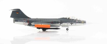 Hobby Master HA1062 - Lockheed TF-104 Starfighter