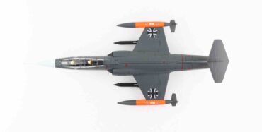 Hobby Master HA1062 - Lockheed TF-104 Starfighter