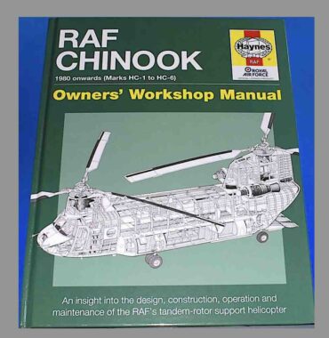 Haynes Publishing Group HYNH5401 - Kniha RAF CHINOOK MANUAL HAYNES ( RAF Official Licensed Product )