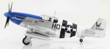 Hobby Master - P-51C Mustang , '43-25147' "Princess Elizabeth" USAAF , United Kingdom , 1944 - Image 4
