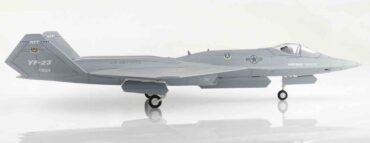 Hobby Master - Northrop/McDonnell Douglas YF-23 "Gray Ghost" PAV-2 , AF ser.no.87-0801 USAF ,1990 (with 3 xAIM-120,2 xAIM-9) - Obrázek 3